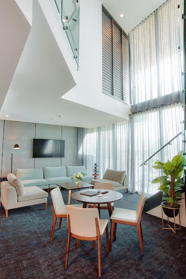 Eatons Hill Hotel Brisbane Extérieur photo