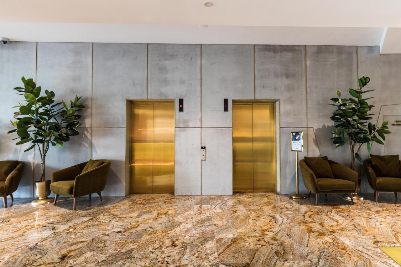 Eatons Hill Hotel Brisbane Extérieur photo